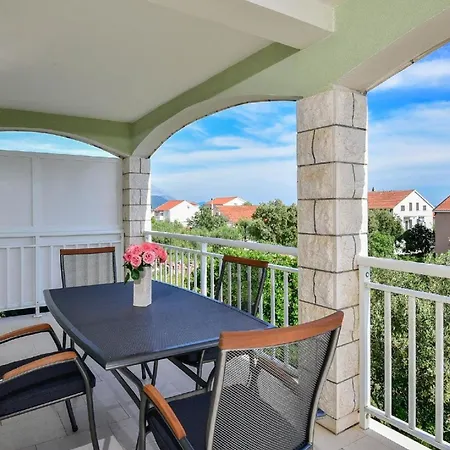 Ferienwohnung Fuer 6 Personen Ca 60 Qm In Orebic, Dalmatien Sueddalmatien Apartman Orebić